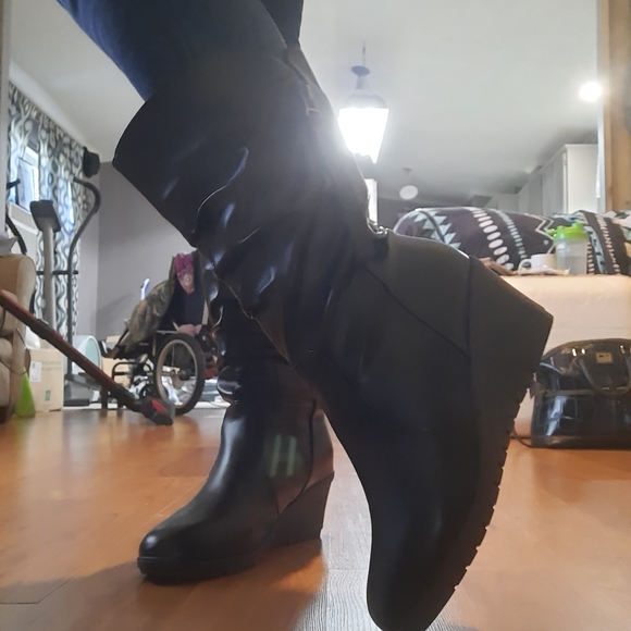 SOLD  Womens Retro wedge marshmellow pull-on calf boots - Picture 9 of 16